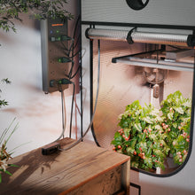 Load image into Gallery viewer, Spider Farmer GGS AC10 Power Strip with 10 Outlets for Grow Tent Climate Control, Featuring Temperature, Humidity, VPD Monitoring, Scheduling, Historical Data Tracking, Bluetooth &amp; WiFi Connectivity

